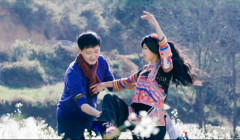 大山深处的“芭蕾之花”在公益广告大会